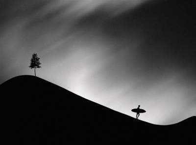 Поэтичные черно-белые снимки от индонезийского фотографа. Фото