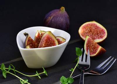 Медики подсказали, какой фрукт поможет при сухом кашле