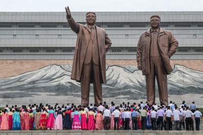 Фотограф показал будни жителей Северной Кореи. Фото