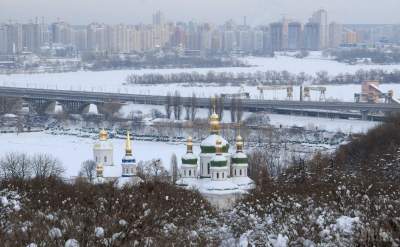 Заснеженную Киево-Печерскую лавру показали с высоты птичьего полета. Фото