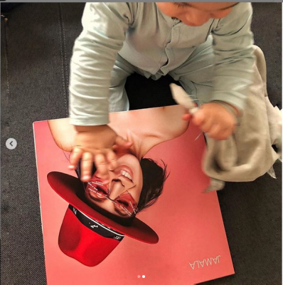 Джамала поделилась трогательным фото с маленьким сыном