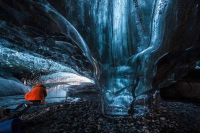 Ледяная пещера в национальном парке Исландии. Фото