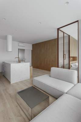Дизайнеры оформили маленькую одесскую квартиру в стиле минимализма. Фото