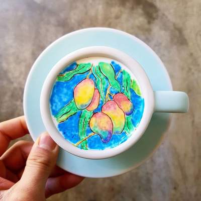 Полноцветные шедевры, нарисованные на кофейной пене. Фото