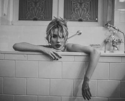 Украинская поп-звезда взбудоражила провокационным фото из ванной