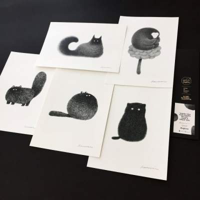 Пушистые коты, нарисованные гелевой ручкой. Фото