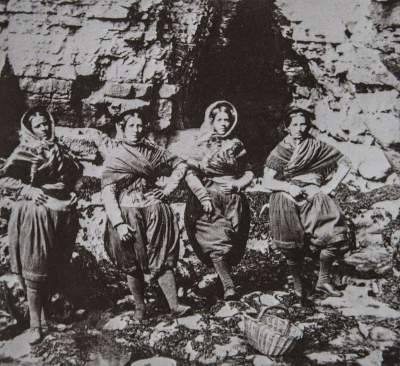 Быт женщин-рыбачек в снимках конца позапрошлого века. Фото