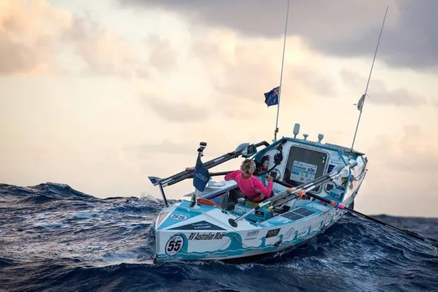 Мишель Ли пересекла Атлантический океан на гребной лодке