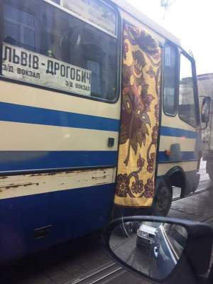 Сеть насмешила фотка «современного» украинского автобуса 