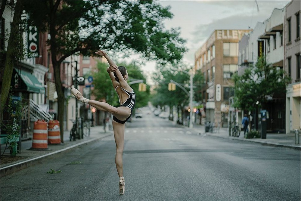 Балерины на городских улицах в фотопроекте Дэйна Шитаги