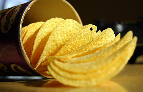 Поедание чипсов чаще чем раз в неделю вызывает рак простаты