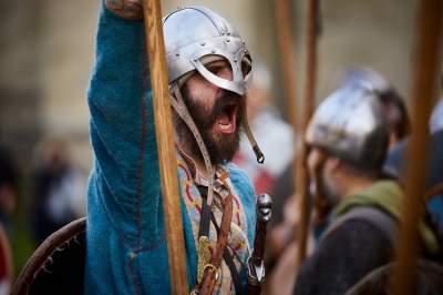 Яркие кадры традиционного фестиваля викингов в Йорке. Фото