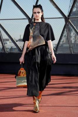 Неделя моды в Париже: эти сумки были в центре внимания. Фото