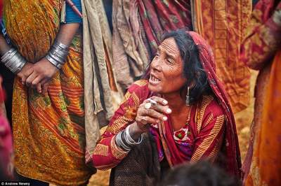 Как живется в Непале племени собирателей. Фото