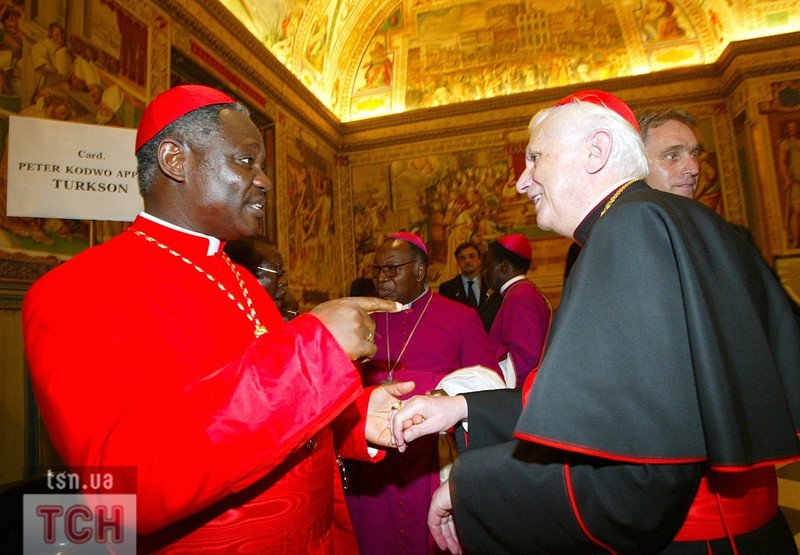 В Ватикане может появиться "черный папа"