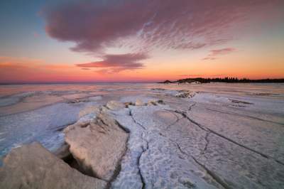 Так выглядит замерзшее Белое море. Фото