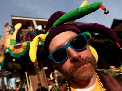 Яркие снимки «масленичного» фестиваля в Новом Орлеане. Фото