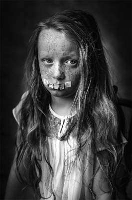 Названы лучшие снимки по версии B&W Child Photo Competition. Фото