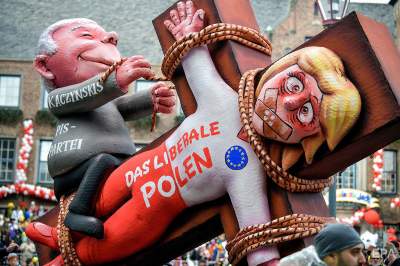 Трампа, Путина и Меркель высмеяли на карнавале в Германии
