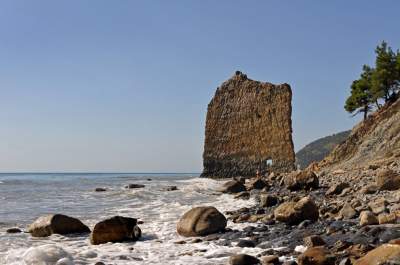 Так выглядят красивейшие в мире морские скалы. Фото