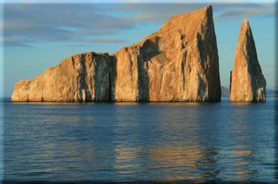 Так выглядят красивейшие в мире морские скалы. Фото