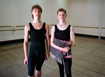 Фотограф показал адский труд детей, занимающихся балетом. Фото