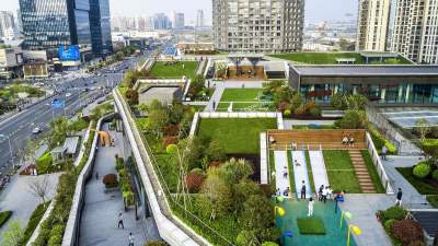 В центре Шанхая создали необычную городскую ферму. Фото