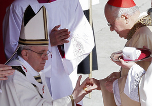 Папа Франциск официально стал главой Католической церкви