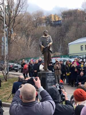 В Киеве открыли новый памятник. Фото
