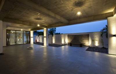 Многофункциональный дом в Индии от талантливых архитекторов. Фото