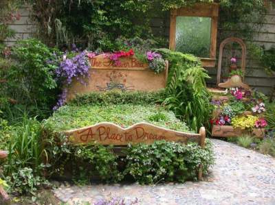 Оригинальные клумбы, которые украсят любой сад. Фото
