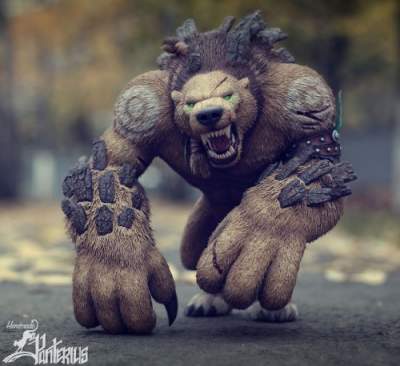 Украинка создает скульптуры из пластика в стиле World of Warcraft. Фото 