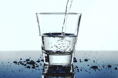 Медики рассказали всю правду о питьевой воде