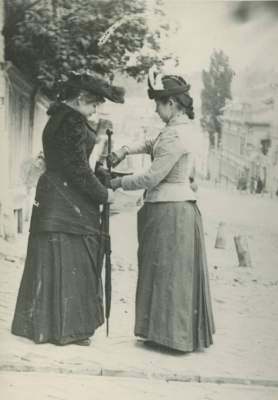 Как одевались киевлянки в начале прошлого века. Фото