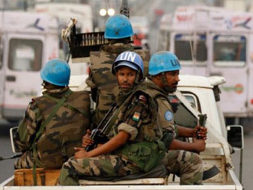 Впервые в истории ООН приказала миротворцам атаковать первыми 