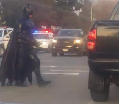 В Канаде полицейские отвергли помощь «Бэтмена»