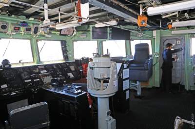 Журналисты побывали на борту корабля НАТО в Черном море. Фото