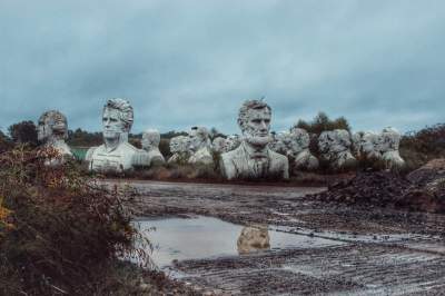 Двадцать мест для отважных туристов. Фото