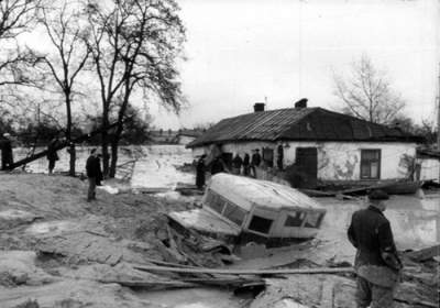 Исторические снимки крупнейшего потопа в СССР. Фото