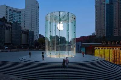 В Сети показали самые красивые магазины Apple за пределами США. Фото