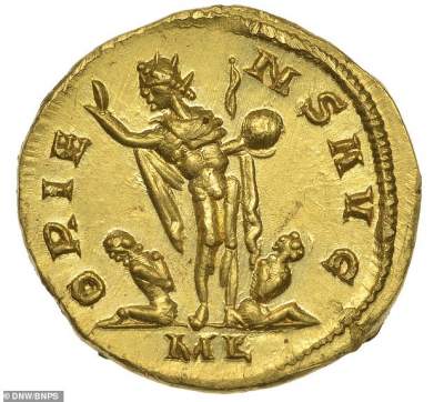 Британец отыскал в поле монетку за 100 тысяч фунтов