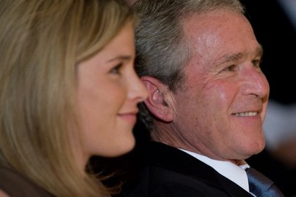 Джордж Буш-младший впервые стал дедушкой