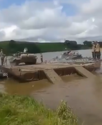 Российские военные вновь оконфузились с танком