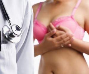 Названы неожиданные факторы риска рака груди