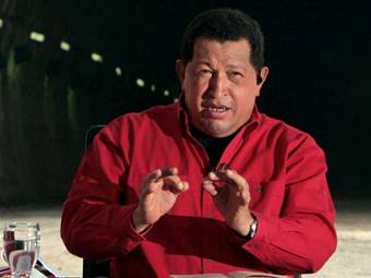 Уго Чавес объяснил девальвацию боливара скрытой ревальвацией