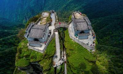 Виртуальная прогулка по горе Фаньцзиншань. Фото