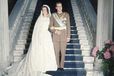 В каких платьях звезды выходили замуж. Фото