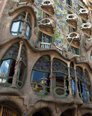 Так выглядит самый яркий дом в Барселоне. Фото