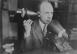 Американские учёные опубликовали запись голоса изобретателя телефона