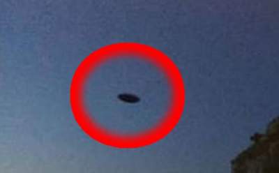 Британец заснял в сумеречном небе странный «НЛО»